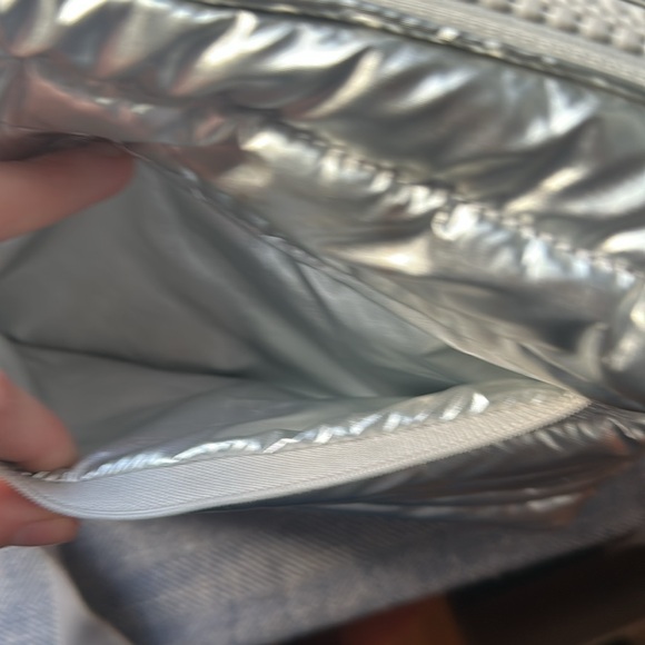 Dagne Dover Micah Crossbody in metallic silver - Picture 9 of 11